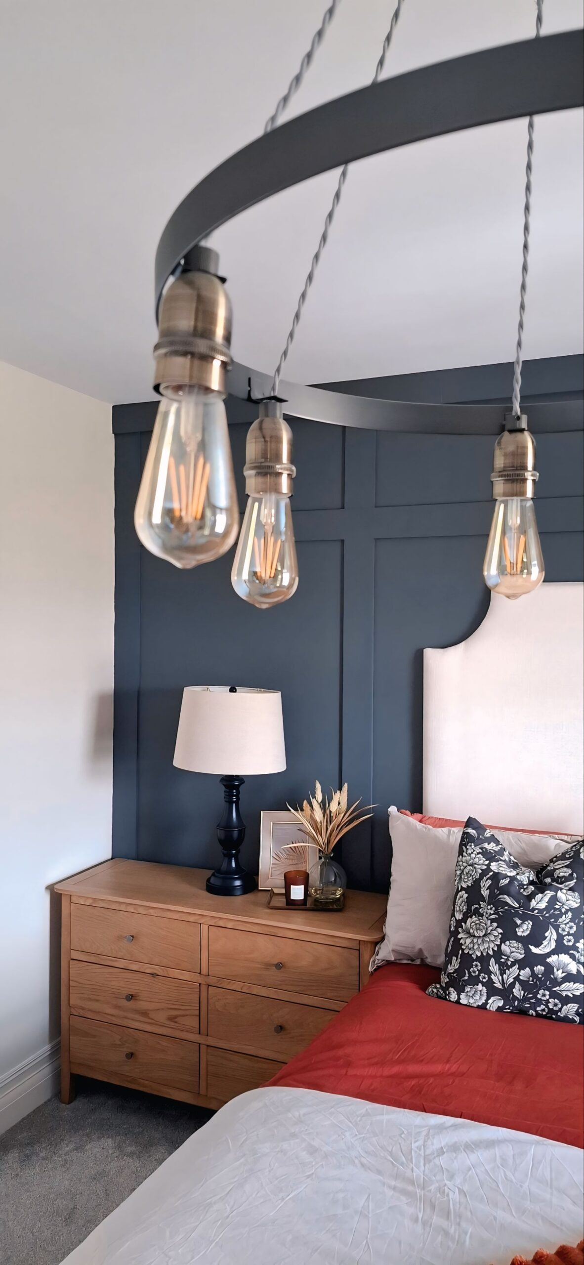 Close up of light in master bedroom
