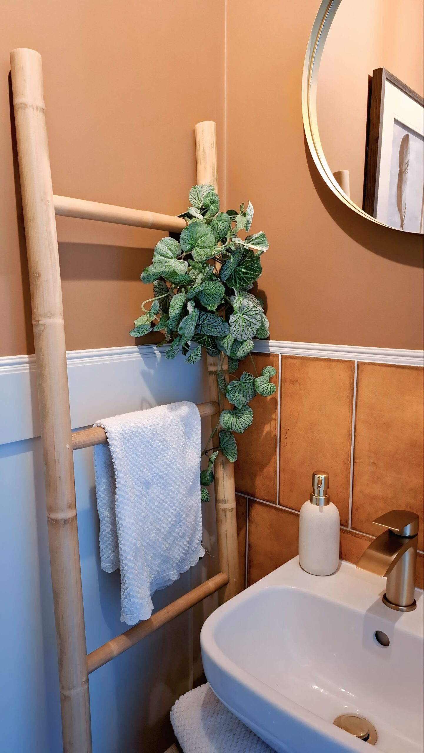 Bold Cloakroom